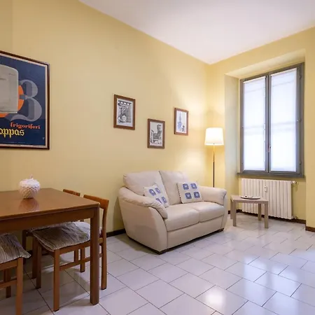 Paolo Mantegazza By Halldis Apartament